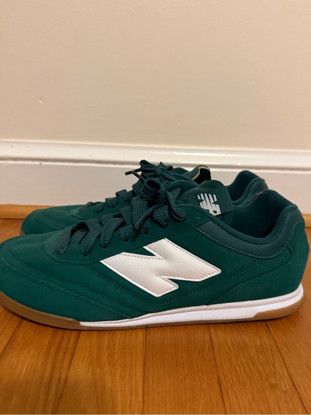 New Balance Men’s Teal/dark green Suede Sneakers with White Logo
